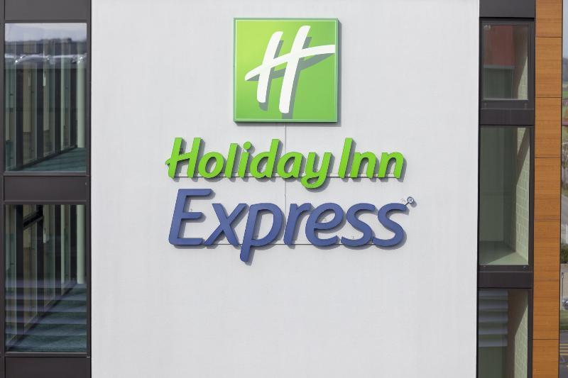Holiday Inn Express Astana - Turan Eksteriør billede